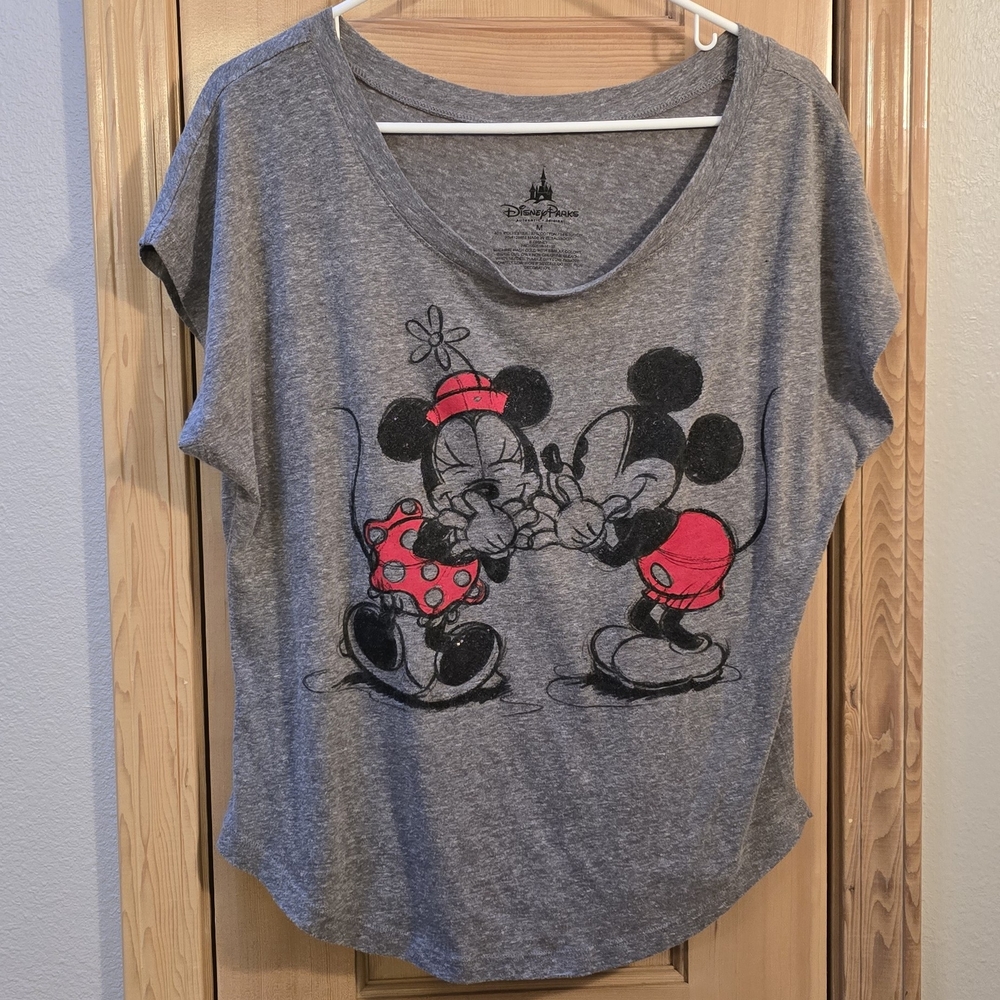 DISNEY PARKS Mickey and Minnie Mouse Graphic Tee Women's Bought At Disneyland